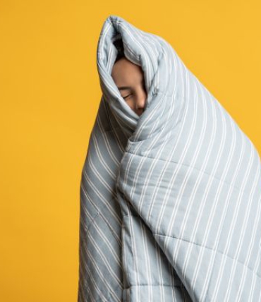 Winterdecke: Daunendecke, Wolldecke oder Synthetik — welche ist wirklich die wärmste?