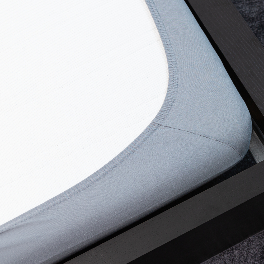 Baumwoll Spannbettlaken „Grey sky“. Spannbettlaken, 135/140x200 cm, 155/160x200 cm