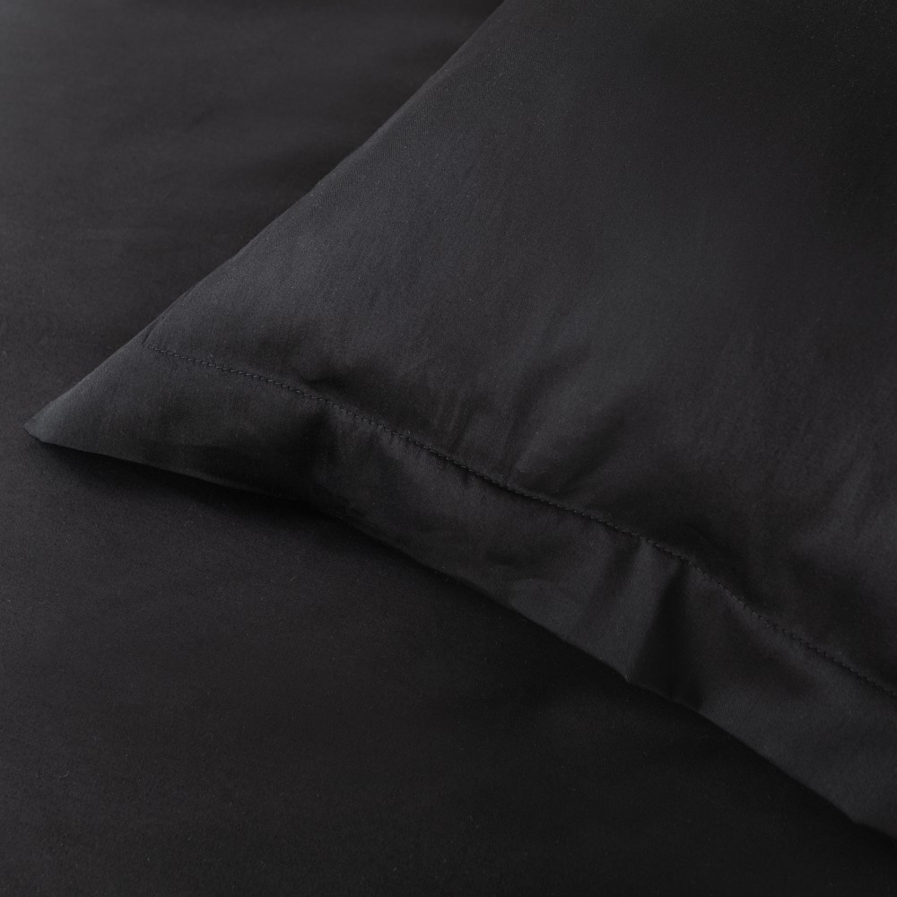 Premium-Satin-Kissenbezüge „Midnight“. Kissenbezüge 50x70