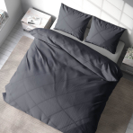 Bettwäsche set "Graphite". Bettwäsche für Hotels, 135/140x200 cm, 155/160x200 cm, 200x200 cm, 200x220 cm. Stilvolles dunkelgraues bettwäscheset, das ihre schlafzimmereinrichtung mit leichtigkeit aufwertet.