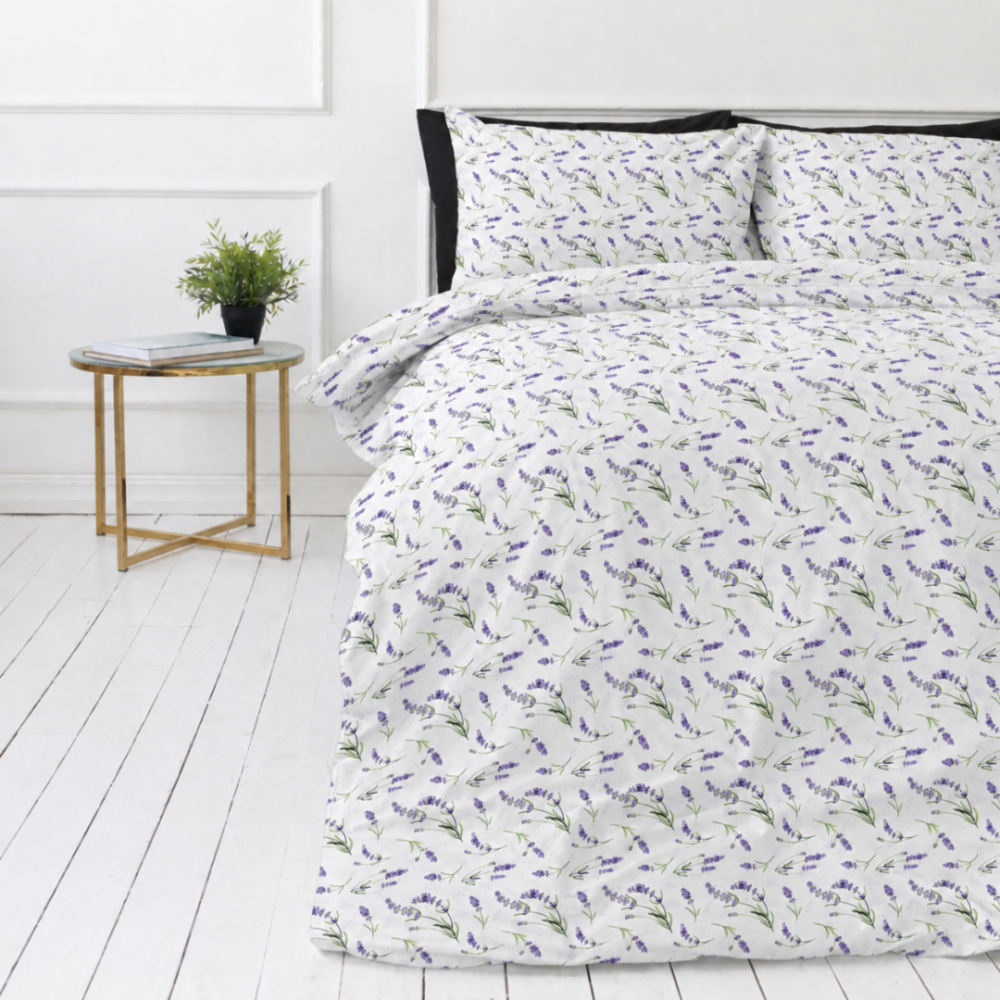 Bettwäsche Doppelbett "Lavender Breeze". Bettwäsche mit Pflanzen, 200x200 cm, 200x220 cm. Helles bettwäsche-design mit kleinen violetten lavendelblüten