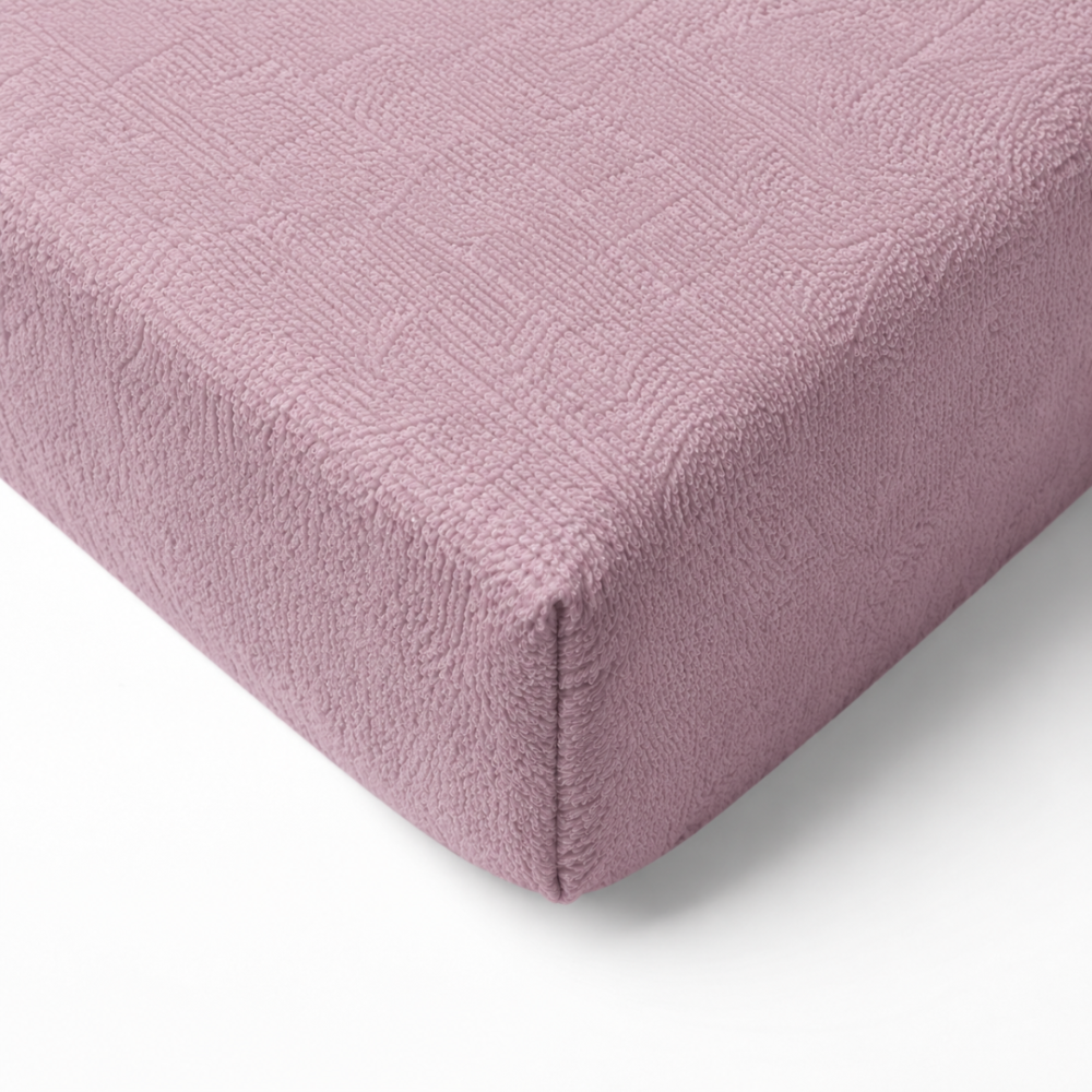 Frottee Spannbettlaken „Hushed Rose frote“. Spannbettlaken 180x200, 90x200 cm, 135/140x200 cm, 155/160x200 cm, 180x200 cm, 200x220 cm. Pastellrosa spannbettlaken mit feinen kleinen schlingen auf der oberfläche. Frottee Spannbettlaken „Hushed Rose frote“. Spannbettlaken 180x200, 90x200 cm, 135/140x200 cm, 155/160x200 cm, 180x200 cm, 200x220 cm. Pastellrosa spannbettlaken mit feinen kleinen schlingen auf der oberfläche.