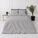 Leinen bettwäsche "Linen Grey Stripes“. Bettwäsche 150x200, 135/140x200 cm, 150x200 cm, 155/160x200 cm, 180x200 cm, 200x200 cm, 200x220 cm, 220x240 cm. Klassisches bettwäsche-set mit schmalem grau-weißem streifenmuster. Leinen bettwäsche "Linen Grey Stripes“. Bettwäsche 150x200, 135/140x200 cm, 150x200 cm, 155/160x200 cm, 180x200 cm, 200x200 cm, 200x220 cm, 220x240 cm. Klassisches bettwäsche-set mit schmalem grau-weißem streifenmuster.