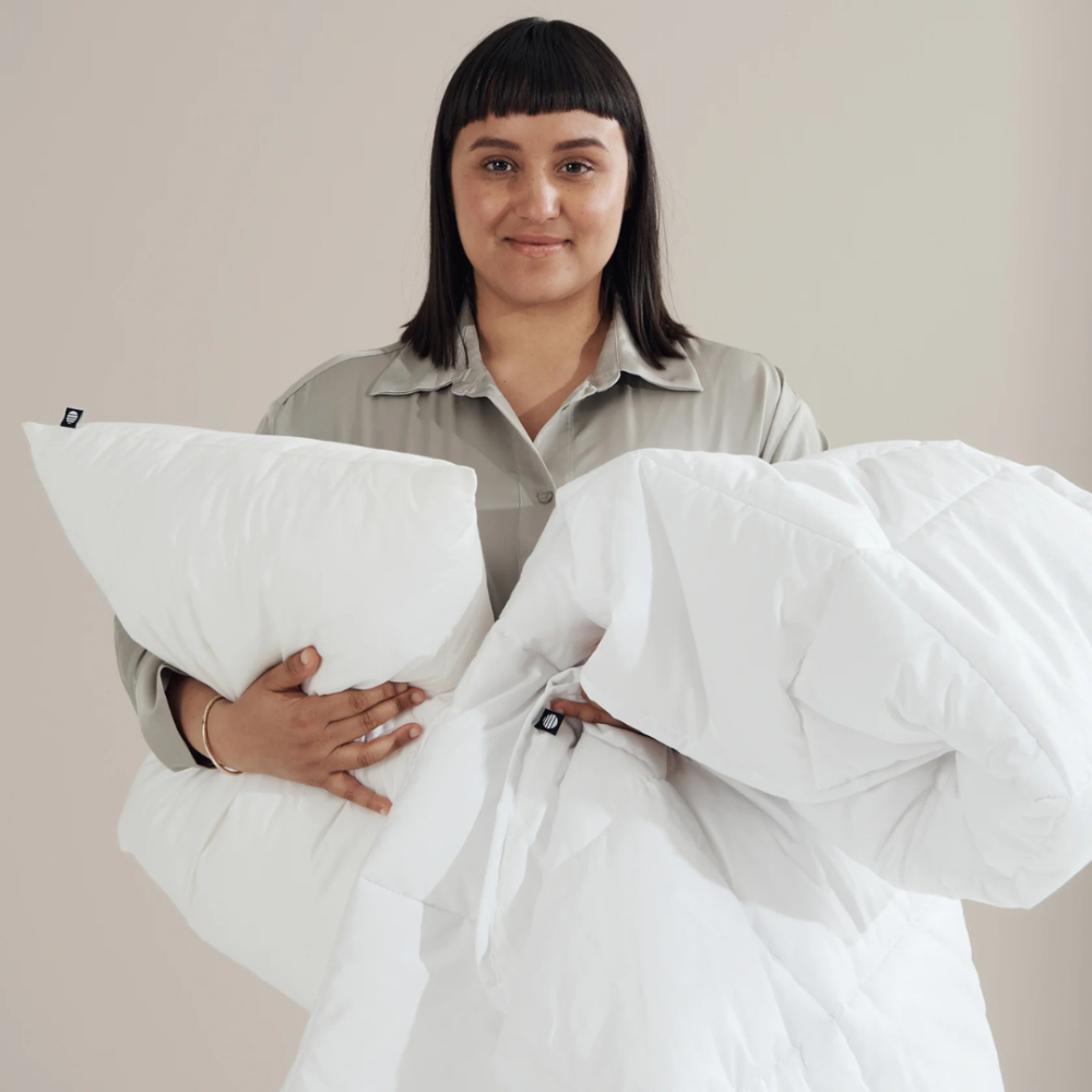 Kissen „Familon Superior Pillow“. Dezentes weißes einfarbiges familon kissen