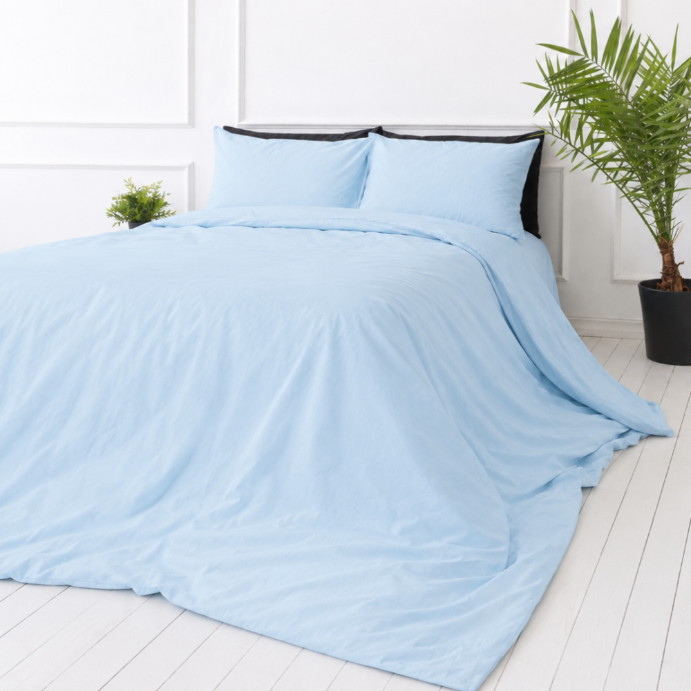 Bettwäsche set "Blizzard". Bettwäsche 155x200, 135/140x200 cm, 200x200 cm, 200x220 cm, 220x240 cm. Klassisches hellblaues bettwäscheset, das ihrem schlafzimmer einen hauch von frische verleiht.