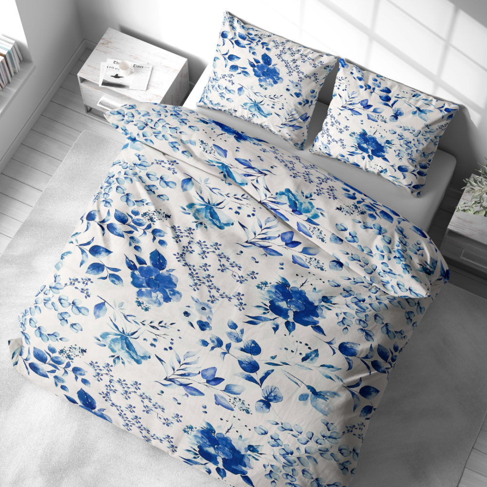 Bettwäsche set "Blue Fields". Bettwäsche Baumwolle, 135/140x200 cm, 200x200 cm, 200x220 cm. Subtile kombination aus blau und weiß, in der blumen und blätter eine helle und elegante atmosphäre schaffen.