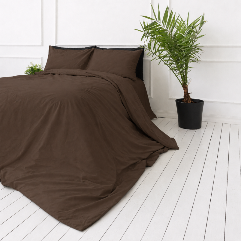 Bettwäsche set "Brunette". Bettwäsche einfarbig, 135/140x200 cm, 150x200 cm, 155/160x200 cm, 180x200 cm, 200x200 cm, 200x220 cm, 220x240 cm. Rikkalik pruun voodipesukomplekt, mis toob teie magamistuppa loomulikku elegantsi.