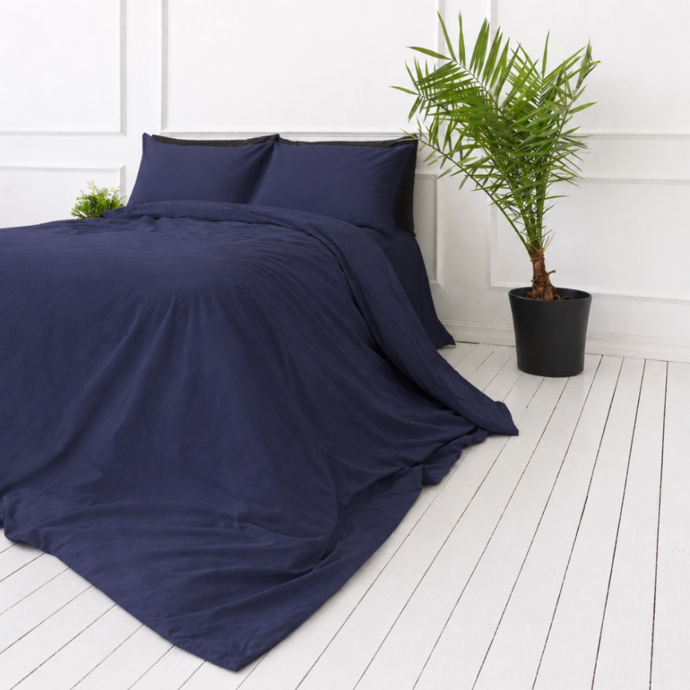 Bettwäsche set "Deep cobalt". Bettwäsche 135x200, 135/140x200 cm, 200x200 cm, 200x220 cm. Das bettwäscheset indigo strahlt eleganz und stil aus.
