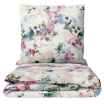 Bettwäsche set "Flowery Mosaic". Bettwäsche 140x200, 135/140x200 cm, 200x200 cm, 200x220 cm. Bettwäscheset mit buntem blumenmuster auf weißem hintergrund – rosa, blau und grün dominieren.