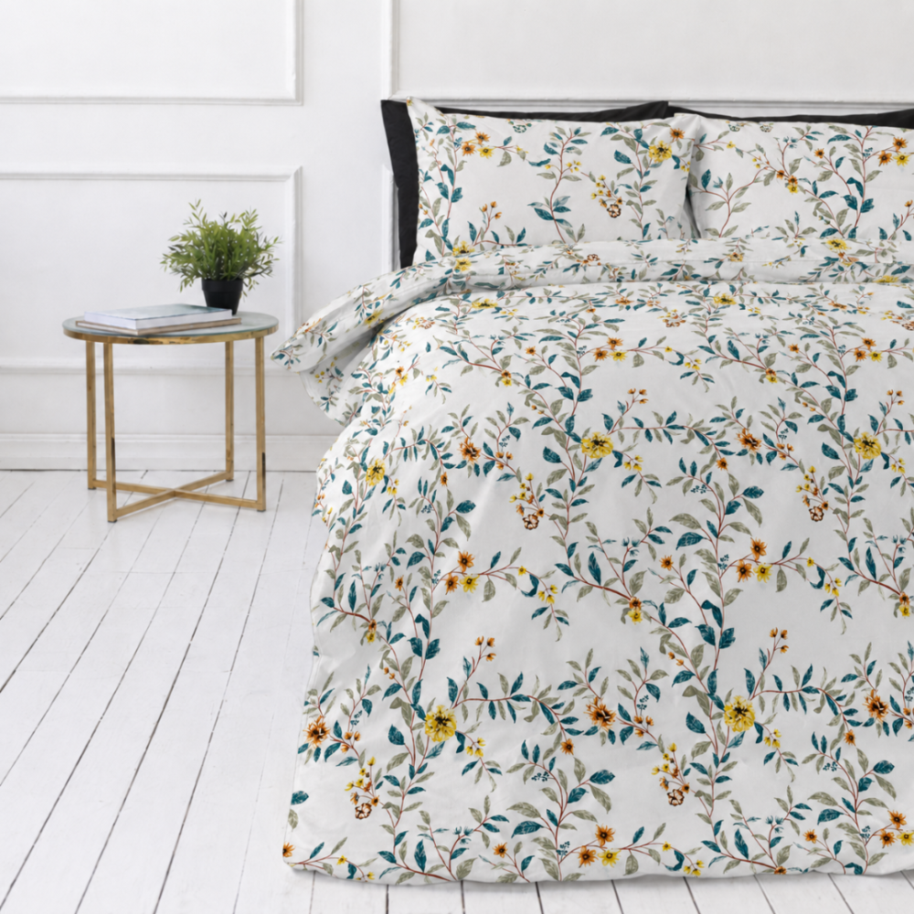 Bettwäsche set "Garden Bliss". Gemusterte Bettwäsche, 135/140x200 cm, 200x200 cm, 200x220 cm. Helles bettwäsche-set mit blaugrünen blättern und gelben blüten.