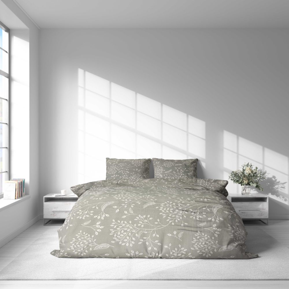 Bettwäsche set "Grandiflora". Bettwäsche 140x200, 135/140x200 cm, 200x200 cm, 200x220 cm. Das design wird ergänzt durch harmonisch angeordnete weiße pflanzenmotive, in denen sich zweige und kleine blattgruppen verweben.