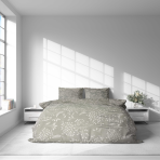 Bettwäsche set "Grandiflora". Bettwäsche 140x200, 135/140x200 cm, 200x200 cm, 200x220 cm. Das design wird ergänzt durch harmonisch angeordnete weiße pflanzenmotive, in denen sich zweige und kleine blattgruppen verweben.