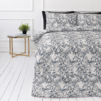 Bettwäsche set "Marmoreal". Graue Bettwäsche, 135/140x200 cm, 200x200 cm, 200x220 cm. Weißes bettwäsche-set mit grauen und bläulichen zweigmotiven.