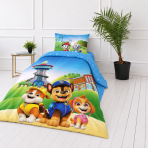 Bettwäsche set "Paw Patrol Blue“. Kinderbettwäsche, 135x200 cm. Kissenbezug mit welpen, blauem himmel und grüner landschaft. Bettwäsche set "Paw Patrol Blue“. Kinderbettwäsche, 135x200 cm. Kissenbezug mit welpen, blauem himmel und grüner landschaft.