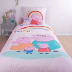 Bettwäsche set "Peppa Pig". Kinderbettwäsche, 135x200 cm. Pastellfarbenes design mit peppa pig-figuren, bunten herzen und sternen. Bettwäsche set "Peppa Pig". Kinderbettwäsche, 135x200 cm. Pastellfarbenes design mit peppa pig-figuren, bunten herzen und sternen.