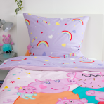 Bettwäsche set "Peppa Pig". Kinderbettwäsche, 135x200 cm. Hellrosa design mit der peppa pig-familie und einem pastellfarbenen regenbogen. Bettwäsche set "Peppa Pig". Kinderbettwäsche, 135x200 cm. Hellrosa design mit der peppa pig-familie und einem pastellfarbenen regenbogen.