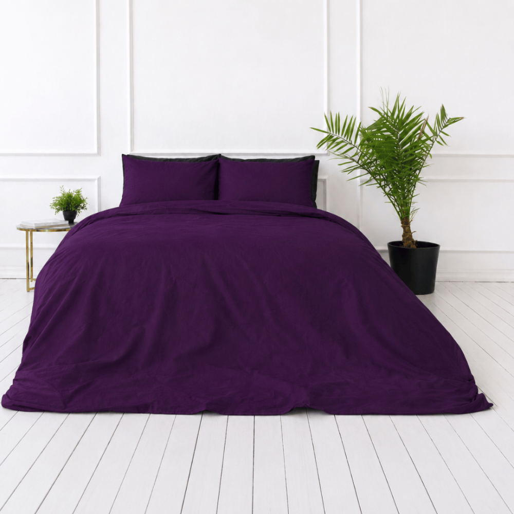Bettwäsche set "Plum". Bettwäsche 155x200, 135/140x200 cm, 150x200 cm, 155/160x200 cm, 180x200 cm, 200x200 cm, 200x220 cm, 220x240 cm. Bettwäsche-set in satter pflaumenfarbe ohne zusätzliche muster. Bettwäsche set "Plum". Bettwäsche 155x200, 135/140x200 cm, 150x200 cm, 155/160x200 cm, 180x200 cm, 200x200 cm, 200x220 cm, 220x240 cm. Bettwäsche-set in satter pflaumenfarbe ohne zusätzliche muster.