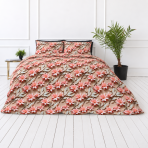 Bettwäsche set "Rosy Whisper". Bettwäsche 155x200, 135/140x200 cm, 150x200 cm, 155/160x200 cm, 180x200 cm, 200x200 cm, 200x220 cm, 220x240 cm. Bettwäsche-set in warmen sand- und koralltönen mit floralem muster. Bettwäsche set "Rosy Whisper". Bettwäsche 155x200, 135/140x200 cm, 150x200 cm, 155/160x200 cm, 180x200 cm, 200x200 cm, 200x220 cm, 220x240 cm. Bettwäsche-set in warmen sand- und koralltönen mit floralem muster.