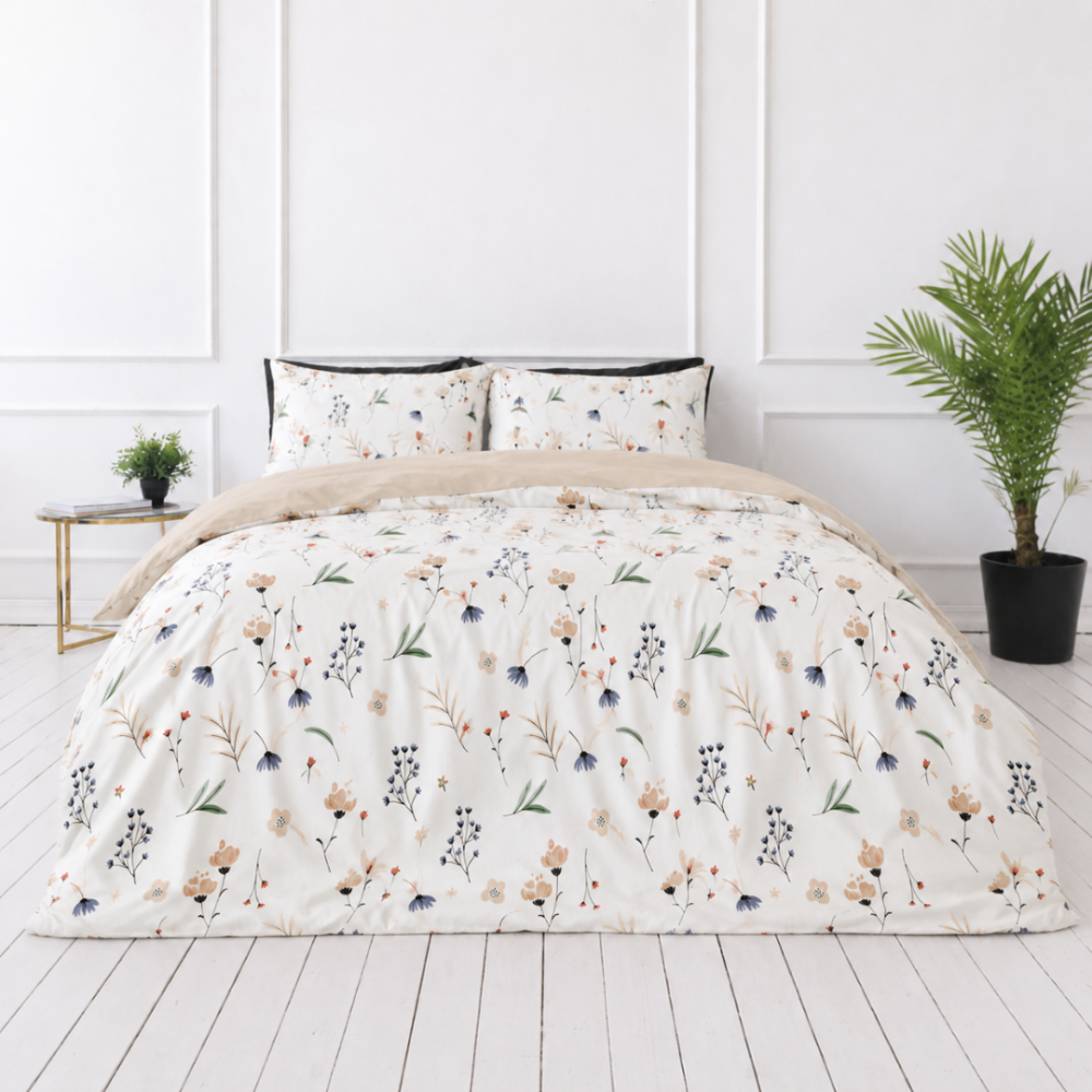 Bettwäsche set „Soft Fields“. Bettwäsche 135x200, 135/140x200 cm, 200x200 cm, 200x220 cm. Helle bettwäsche mit dezentem wiesenblumen-design Bettwäsche set „Soft Fields“. Bettwäsche 135x200, 135/140x200 cm, 200x200 cm, 200x220 cm. Helle bettwäsche mit dezentem wiesenblumen-design