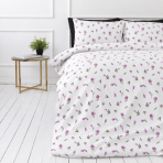 Bettwäsche set "Tulips". Bettwäsche 155x200, 135/140x200 cm, 155x220 cm, 160x200 cm, 180x200 cm, 200x200 cm, 200x220 cm, 220x240 cm. Bettwäsche-set mit verstreuten violetten tulpenblüten auf weißem grund. Bettwäsche set "Tulips". Bettwäsche 155x200, 135/140x200 cm, 155x220 cm, 160x200 cm, 180x200 cm, 200x200 cm, 200x220 cm, 220x240 cm. Bettwäsche-set mit verstreuten violetten tulpenblüten auf weißem grund.