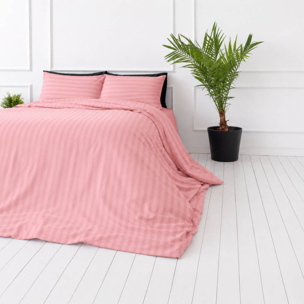 Premium satin bettwäsche set "Seashell Pink Stripe Sateen". Bettwäsche 150x200, 135/140x200 cm, 150x200 cm, 155/160x200 cm, 180x200 cm, 200x200 cm, 200x220 cm, 220x240 cm. Bettwäsche in rosé-korall mit feinen satin-streifen