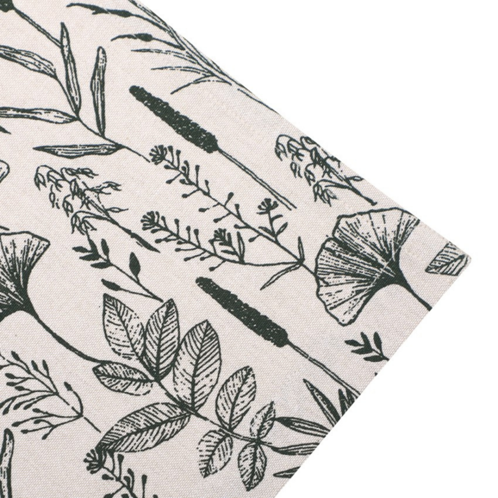 Schürze "Ralph apron". Küchenschürzen. Cremefarbene schürze mit kleinen natürlichen pflanzenillustrationen Schürze "Ralph apron". Küchenschürzen. Cremefarbene schürze mit kleinen natürlichen pflanzenillustrationen