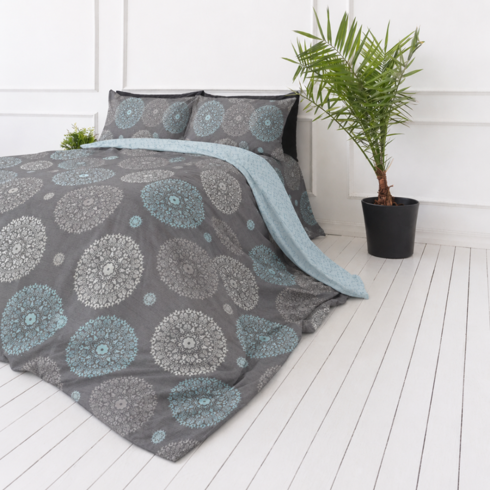 Satin bettwäsche set "Medallions". Graue Bettwäsche, 135/140x200 cm, 200x200 cm, 200x220 cm. Baumwollsatin-bettwäsche-set mit grauen und hellblaauen ornamenten