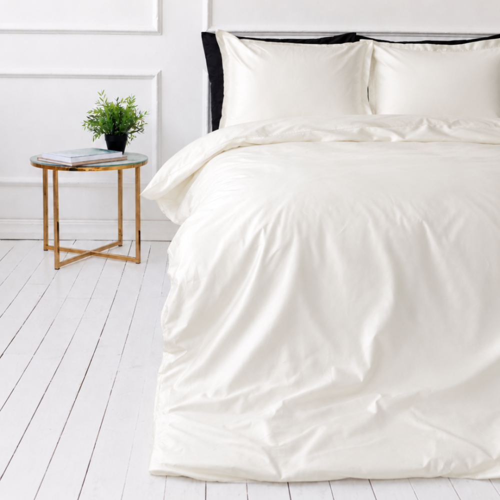 Seidenbettwäsche set "Pearl White Silk". Weiße Bettwäsche, 200x220 cm. Zartes elfenbeinfarbenes minimalistisches bettwäsche-set.