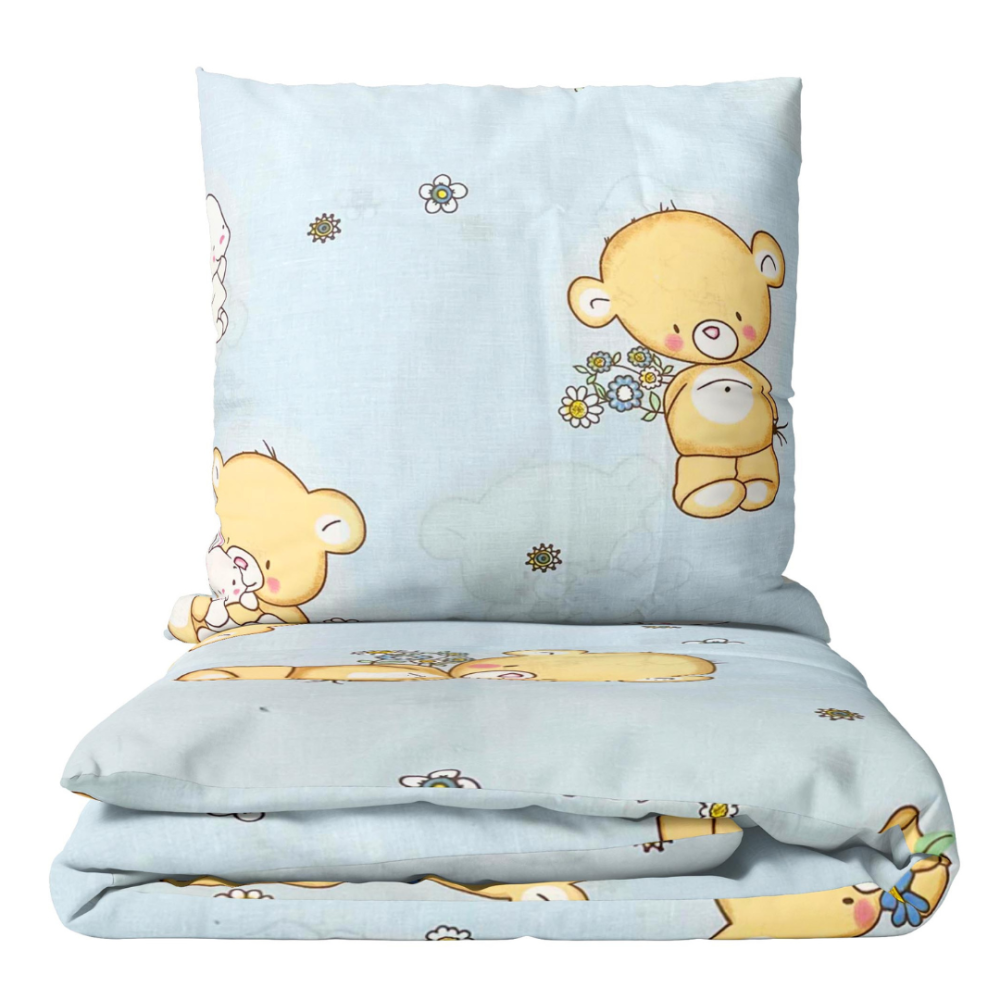 Babybettwäsche ”Best friends”. Babybettwäsche, 100x140 cm. Hellblaue kinderbettwäsche mit niedlichen bären und verspielten hasen, perfekt für eine gemütliche und charmante schlafenszeit.