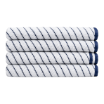 Badetuch „Marine Stripe“, 70x130 cm. Weißes badetuch mit feinen dunkelblauen streifen und blauem rand. Badetuch „Marine Stripe“, 70x130 cm. Weißes badetuch mit feinen dunkelblauen streifen und blauem rand.
