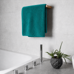 Badetuch „Pond Softness“, 70x140 cm. Türkises handtuch mit dezenter stoffoberfläche Badetuch „Pond Softness“, 70x140 cm. Türkises handtuch mit dezenter stoffoberfläche